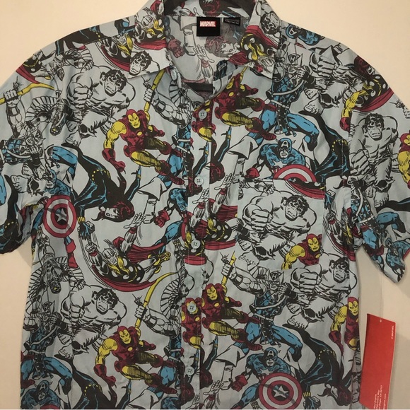 Marvel Men’s Button Down Hawaiian Shirt - Picture 2 of 4